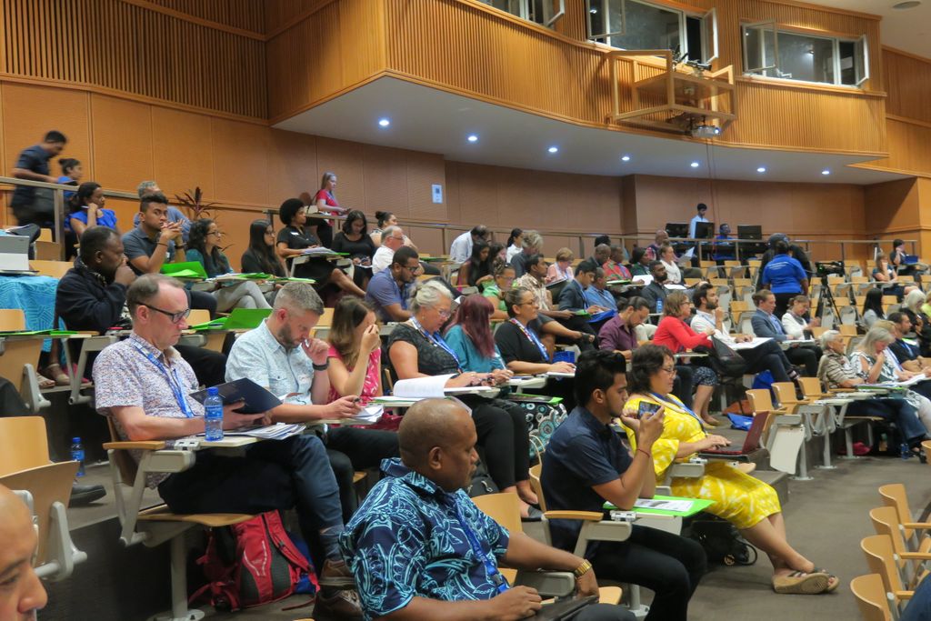 Want to talk about #ClimateChange, #labourmobility, #gender equality, #economicdevelopment or other issues of relevance to the #Pacific? Come to #PacificUpdate2019 at @USPEcon on 3-4 July! Details at buff.ly/2IodeF8 @devpolicy @SWPAustralia @pacmedcentre @RNZPacific