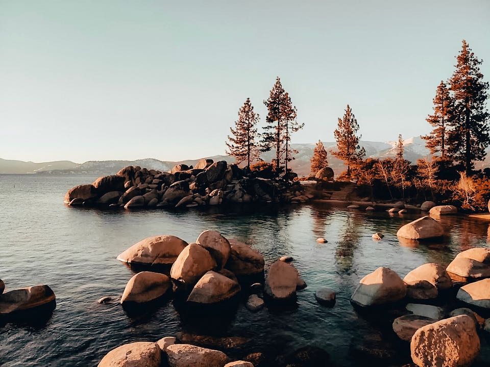 Happy first day of Spring! What are you most looking forward to for spring in North Lake Tahoe? Photo by @thebeardedadventurer