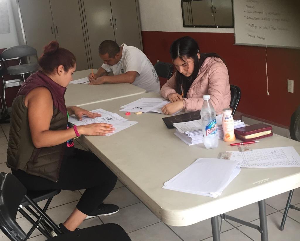 INEAMorelia's tweet photo. Les compartimos algunas de nuestras aplicaciones de exámenes realizadas en varias sedes de la coordinación de zona 05 Morelia. #AprenderTeTransforma https://t.co/bgtbpcRFX9