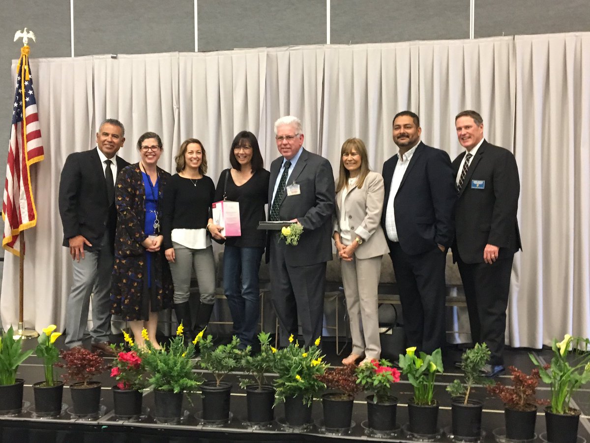PomonaSELPA's tweet photo. Congratulations to our SPED family members on your service awards! Very proud of your years of dedication and hard work for our students and families β€οΈ #Proud2BePUSD #serviceawards #PUSDSELPA #yearsofdedication https://t.co/qKcyhVM6xE