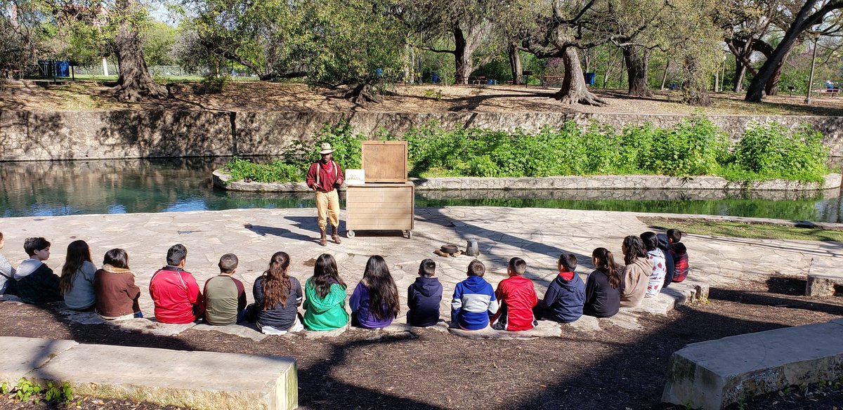 KHOLL4th's tweet photo. The kids had an awesome time at the @WitteMuseum! Learning about that Texas history ;) https://t.co/fnlBfGaAUq