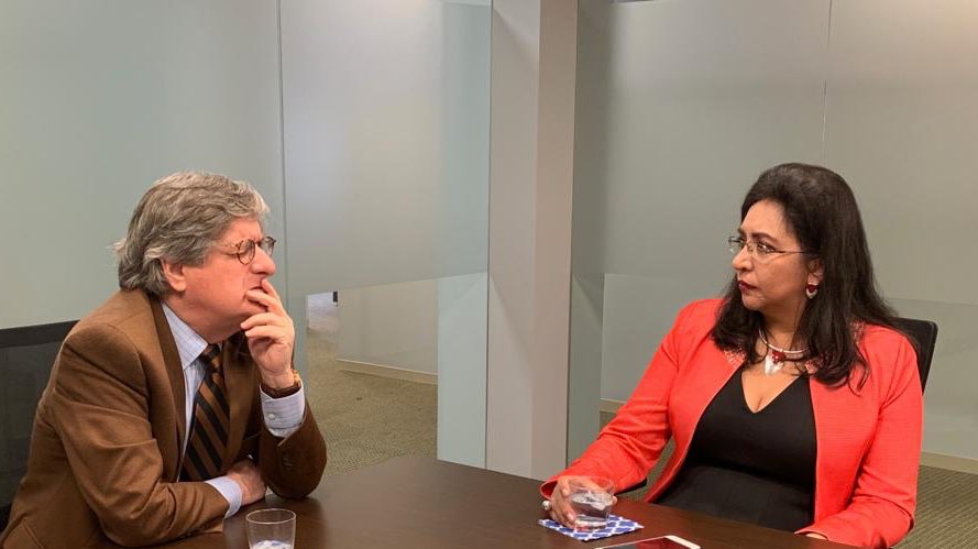 RuthPalaciosEc's tweet photo. Esta tarde, me reuní con el Embajador de Ecuador en Washington, Francisco Carrión, quien nos ofreció toda su ayuda, capacitaciones y distintas herramientas para que desde @FiscaliaEcuador sigamos trabajando contra la corrupción. https://t.co/WR4Q9e5dcJ
