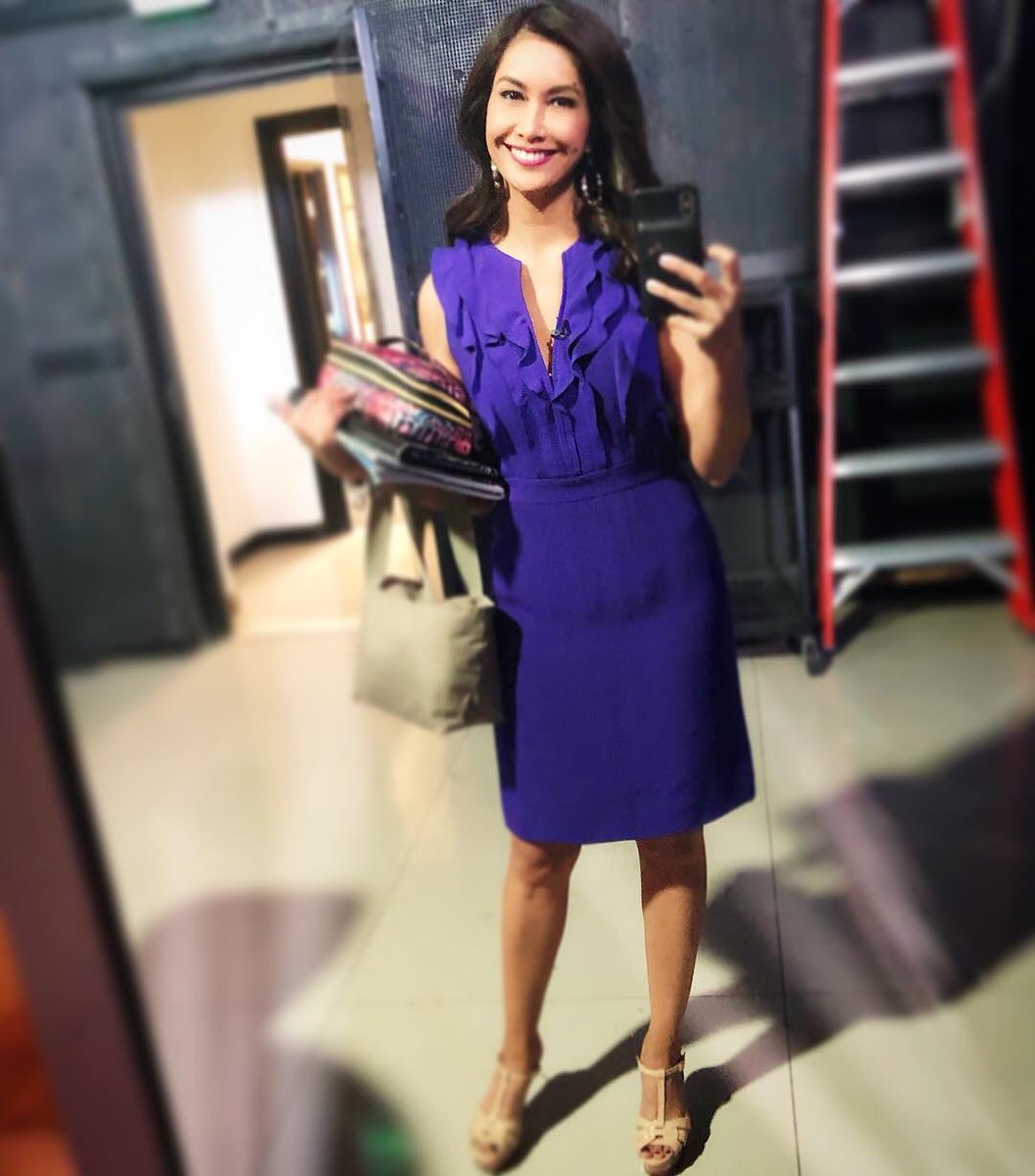 got_heels's tweet photo. #heels #legs #ootd #selfie #gotysl #yslheels19 #officeheels19 https://t.co/v9gMiaWlLR