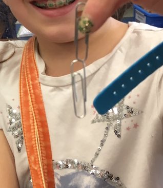 MissBrooten's tweet image. Do you know the difference between a PERMANENT and a TEMPORARY magnet?  Do you know how to make a temporary magnet?  We do! 😃 🧲 📎 @BedwellSchool #thirdgradescience