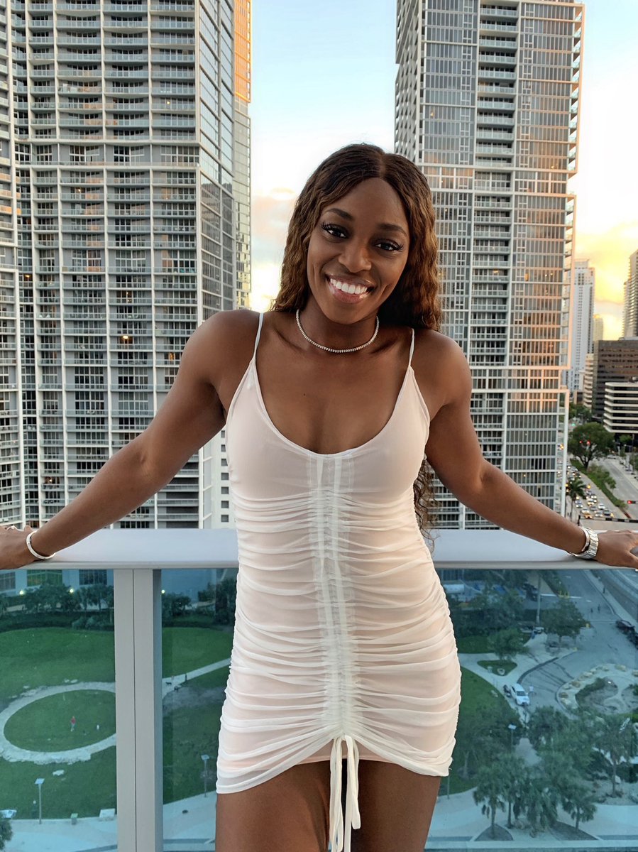 SLOANE STEPHENS - Página 17 D2JWfy4WoAUVVjG