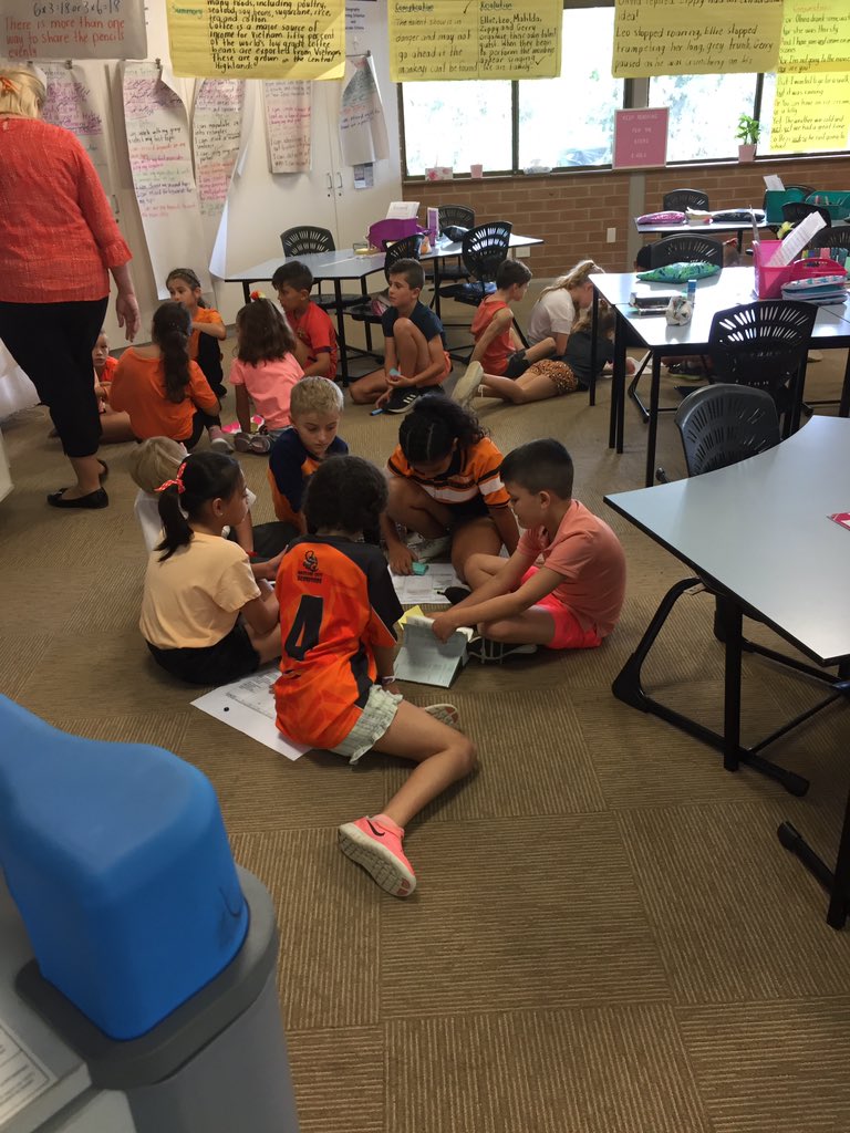 Jane Kaperonis tweet media