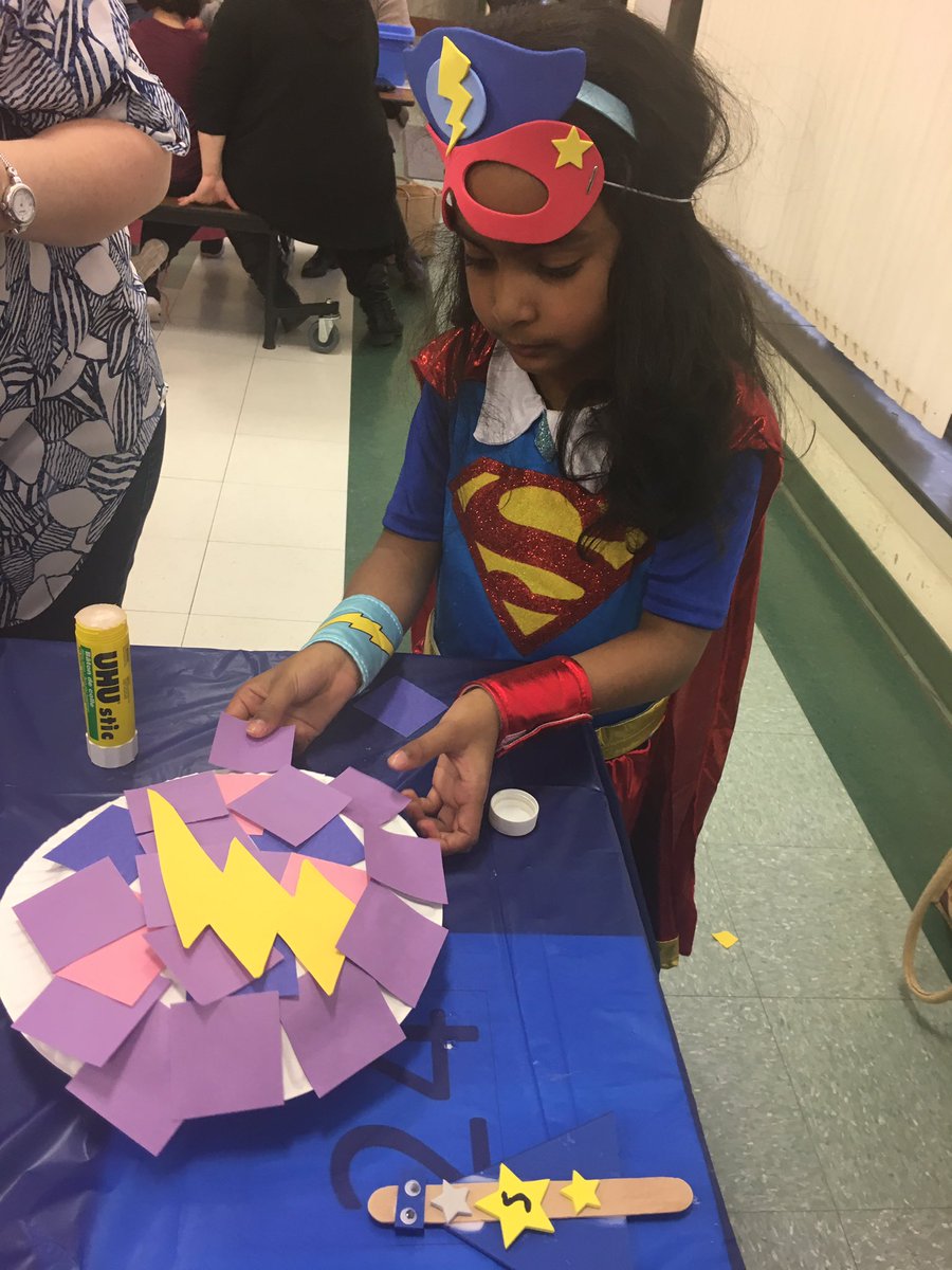 RaviMaharajh's tweet photo. @FPS_FTPSchools @FTPSchools @Literacy_FTPS Had a great time! Always well organized and the kids loved it, too #Thankyou #SuperHero #Literacy #ShieldMaking https://t.co/O9T27tSsLo