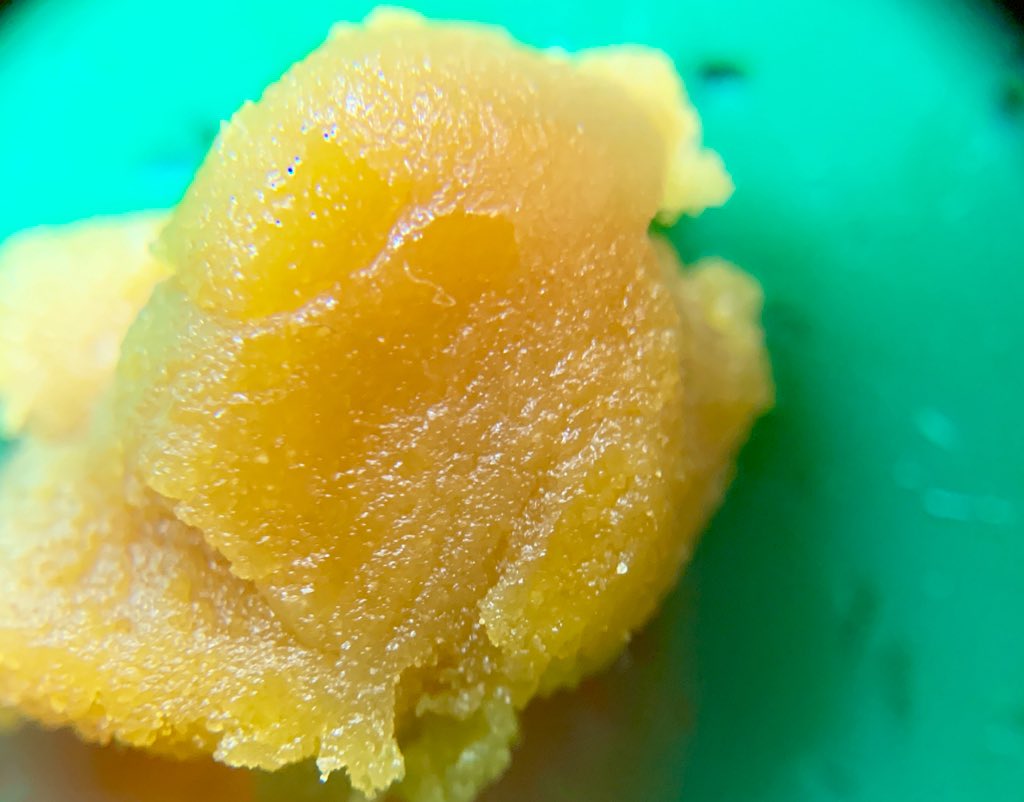 EmeraldZoo's tweet photo. Who ever thought we’d take cannabis to this level. From bricks of sticks and seeds to these works of Cannabis art. We manipulate the plant to many forms, from flowers to full spectrum distillates and crystal isolates.
#CannaEducation
#EZStyle
#ZooAfterDark
#ZooDen
G’nite all🐾 https://t.co/7WCdYBjhJO