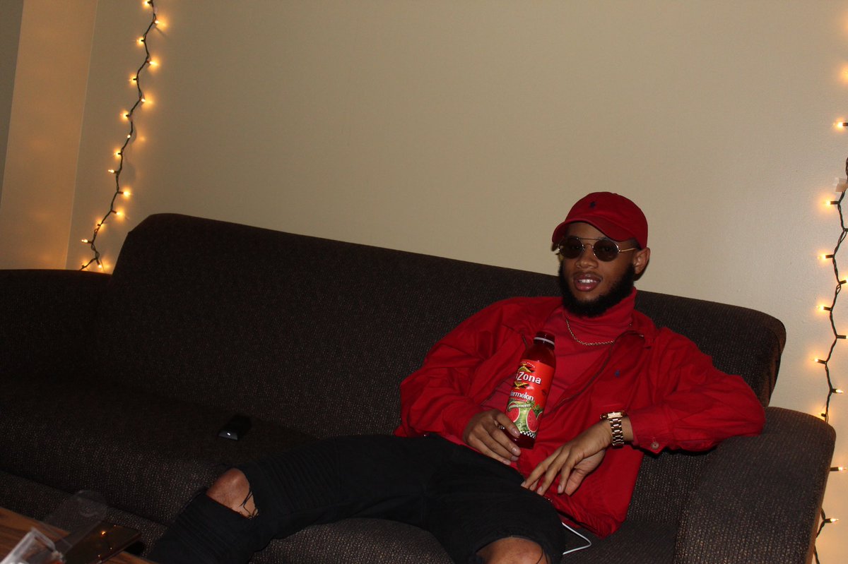 hypedbear's tweet photo. Inside red like candy Lifesavers 🧨🎴 https://t.co/sJo77kadp3