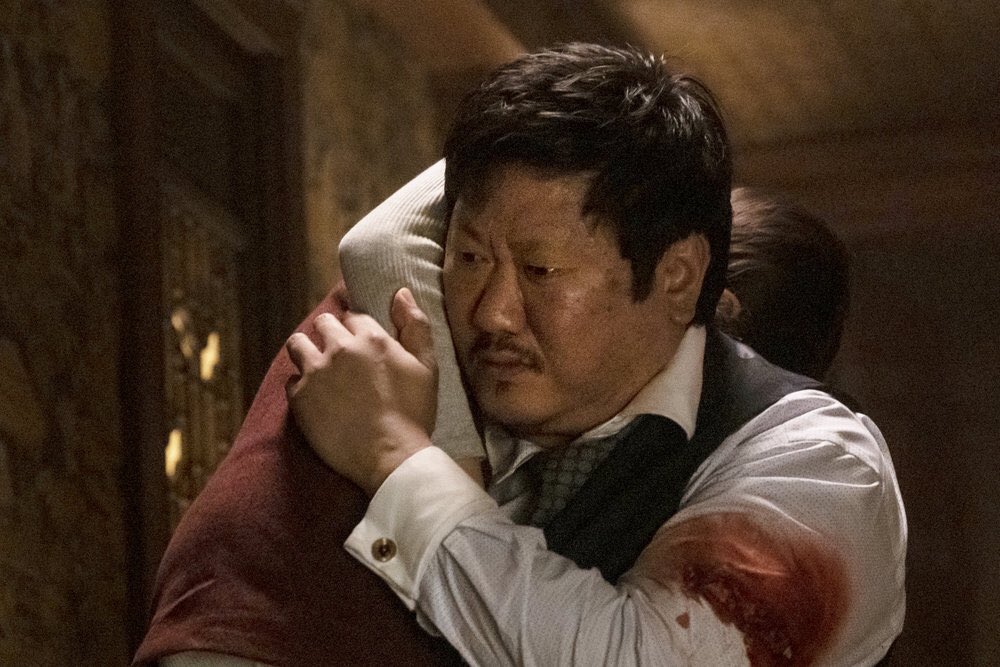 popcultureview's tweet photo. Master Lin is being strong for Nahia but ... he doesnβt look great. #DeadlyClass #FinalExans @DeadlyClassSYFY @wongrel @MissVivaLee https://t.co/Ww8tfSOBvD