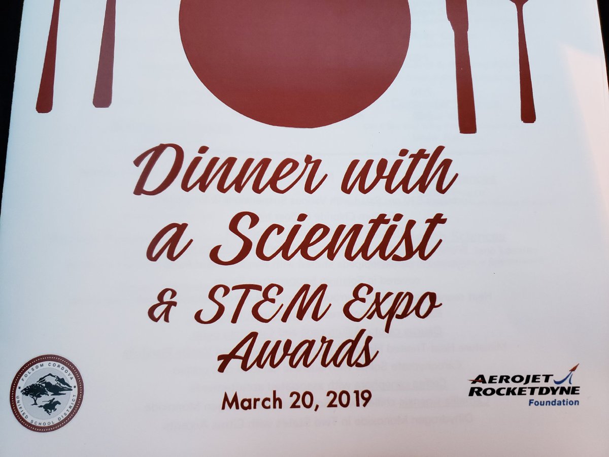 These students did so well at the STEM Expo, they are getting awards PLUS enjoyed dinner with a STEM expert tonight. Shout out to sponsor @AerojetRdyne for making this possible. #FCUSDpartners #TeamFCUSD