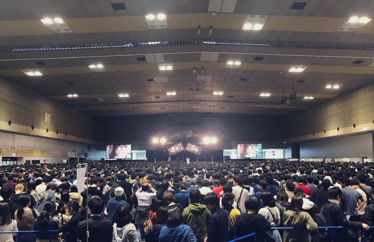 欅坂46 8thシングル「黒い羊」発売記念 全国握手会@インテックス大阪 