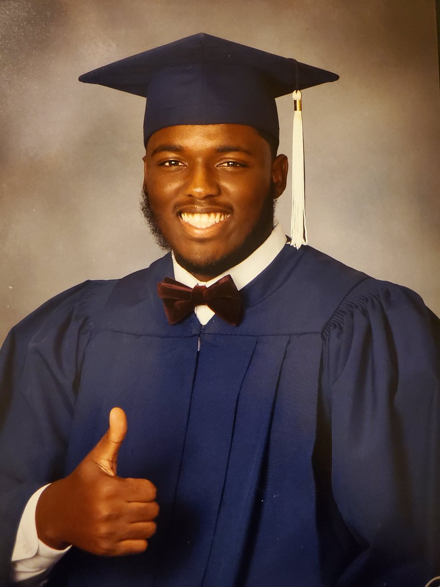 GeraldRayJr2's tweet image. My guy Nigel E. Ray
🙏🏾💪🏾👍🏾👨🏾‍🎓📸📌
@_HamptonU bound!!