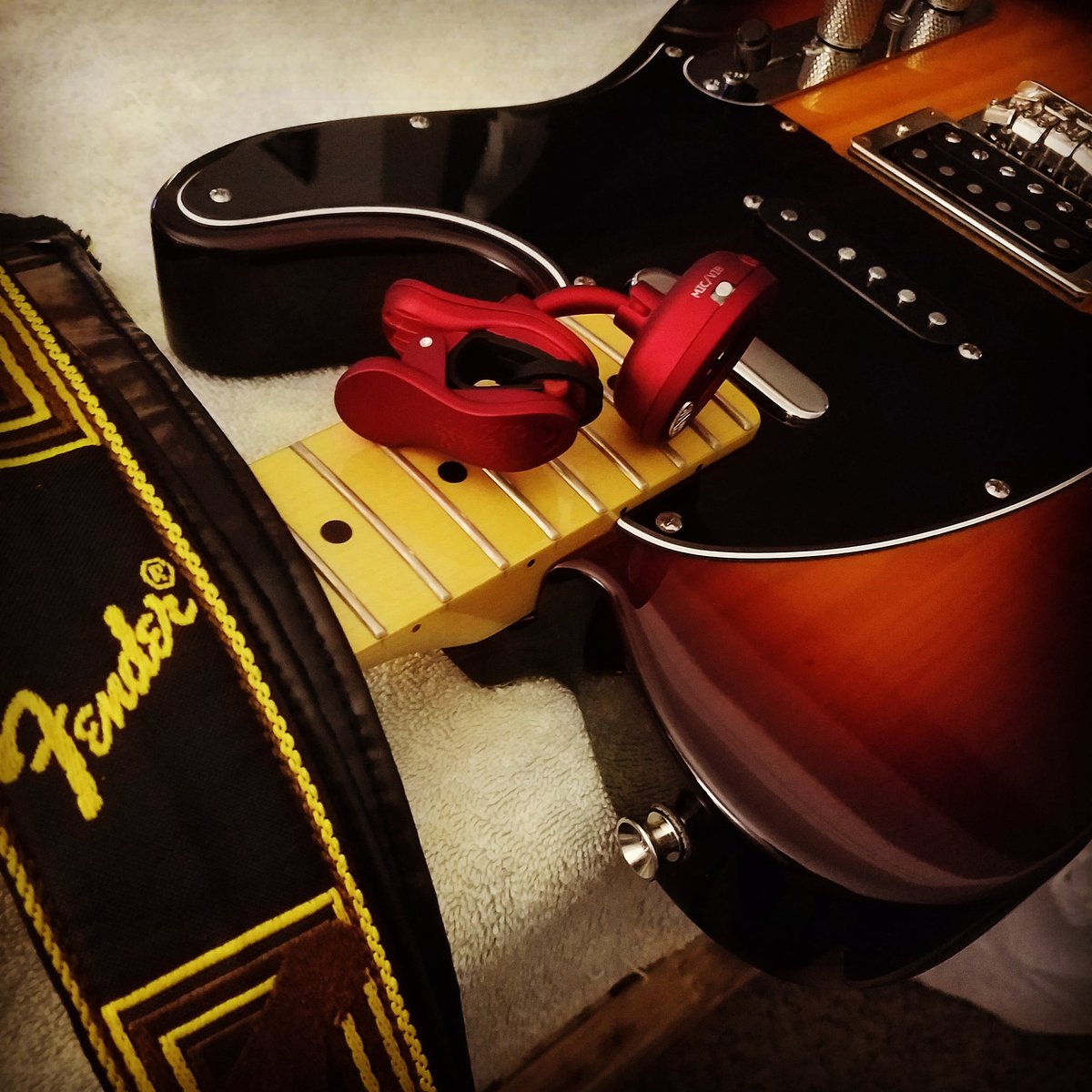 BriBaron's tweet photo. @Fender @stuartmacfarlan @Fender got a new tele! https://t.co/9dgxiHVZrz