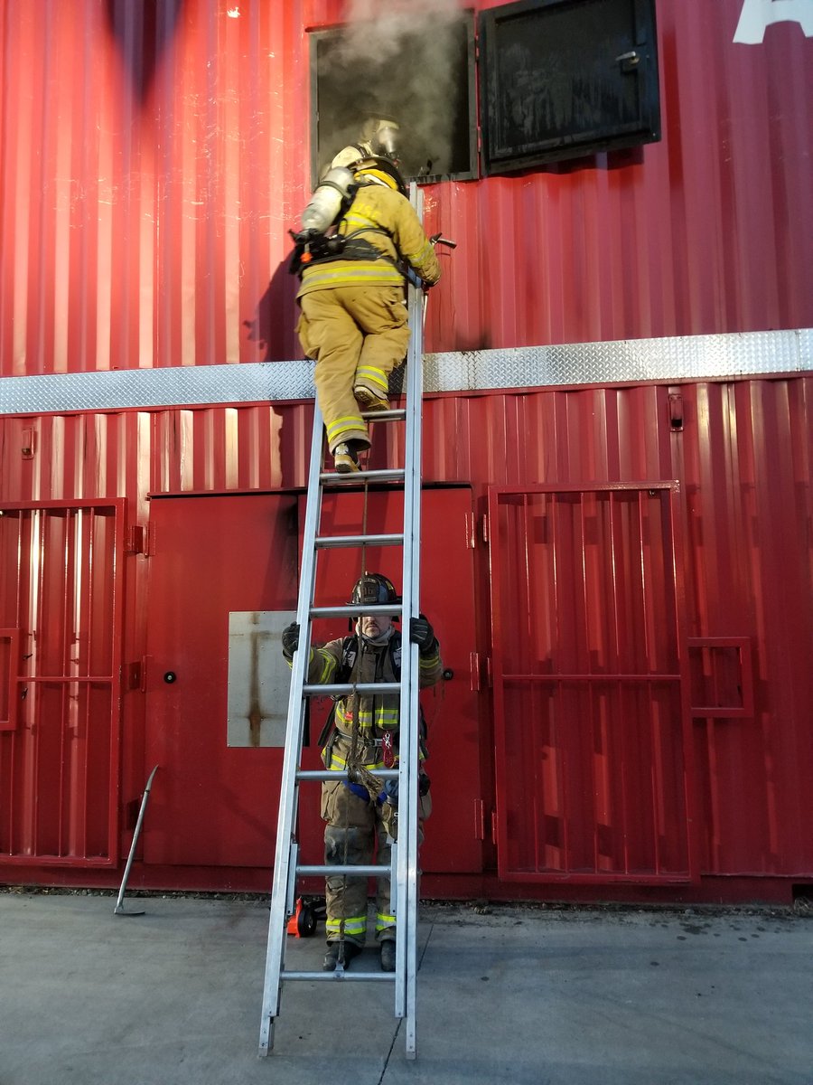 AtwoodFire's tweet photo. Townwide training this evening. Fireground skills such as VES(I), hose line advancement, and pitched roof venting were practiced. #trainlikeyouwork https://t.co/2kSzsFDwcX