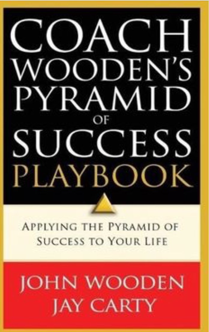 phgatorsboysbb's tweet photo. I've been challenged by @phgatorfootball to post pics of 7 influential book covers. No reviews needed. Book 1. #successbuilding #gatornation https://t.co/QSnQIMCZMP
