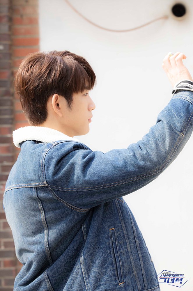 D2JqT4GU4AEvOso.jpg:orig