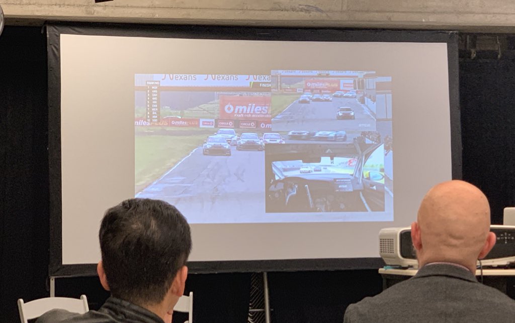 StackPath tweet media