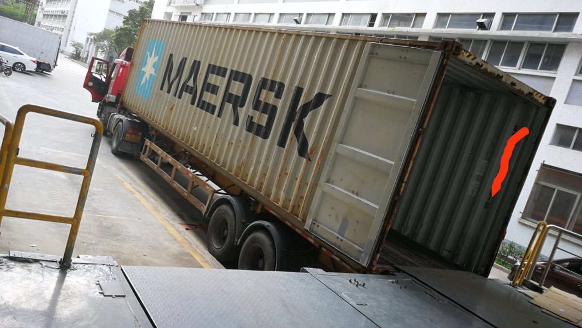 BLUEVISIONLED's tweet image. Around 2.5 hours hard working, finally finished container loading...