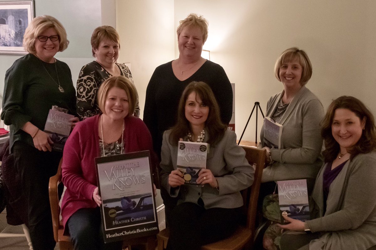 Thank you <a href="/hchristiebooks/">Heather Christie</a> for joining our book club tonight and sharing your journey with writing What the Valley Knows. Looking forward to your next book!📚