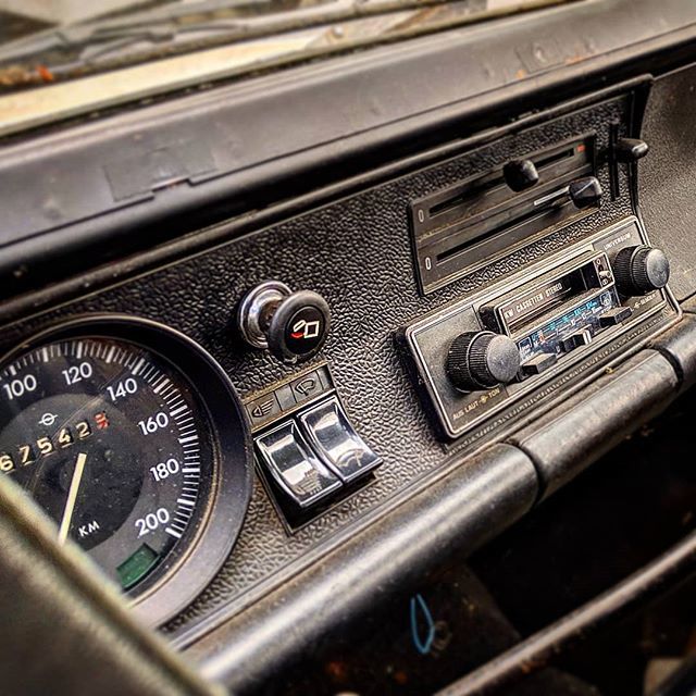 Late 60s high tech.

#teampixel3 #opelrekordc #teampixel #opelrekord #car #classiccars #classiccar #opel #dash ift.tt/2WaRlMB