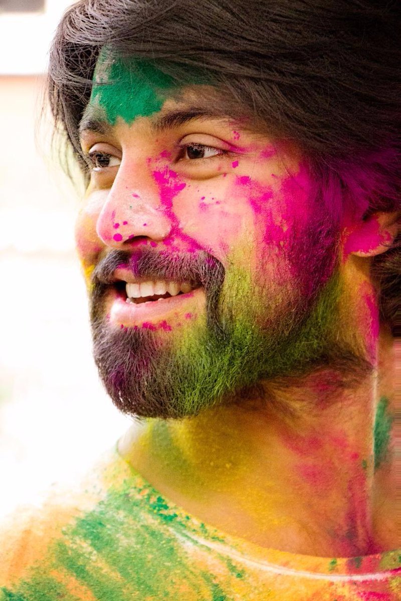 Folks, wish you all the bright hues of #LIFE. Have a colourful one! :)
#HappyHoli2019