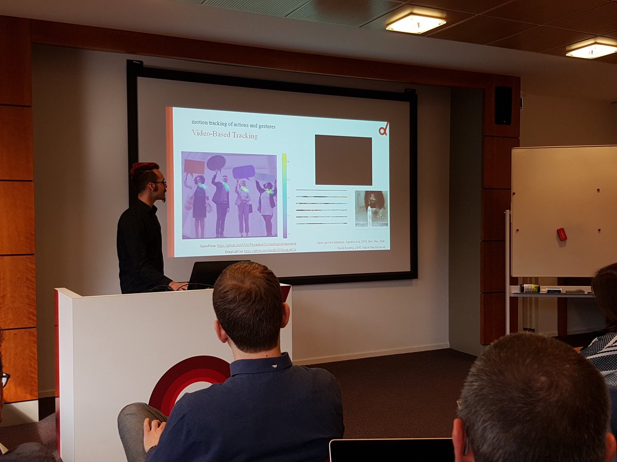 DondersSessions's tweet photo. We kick off the presentations with James Trujillo (@jamesptrujillo) talking about video-based motion tracking. #MethodsMarket https://t.co/daYdSUMYER