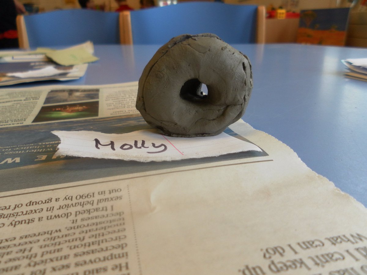 After our enjoyable trip to the Barbara Hepworth museum, the children have been busy making their own Barbara Hepworth sculptures out of clay. (Starlings Class).