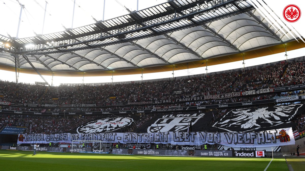 Eintracht's tweet photo. 🦅✊
#TaggegenRassismus #SGE https://t.co/pGwZl8tIlr