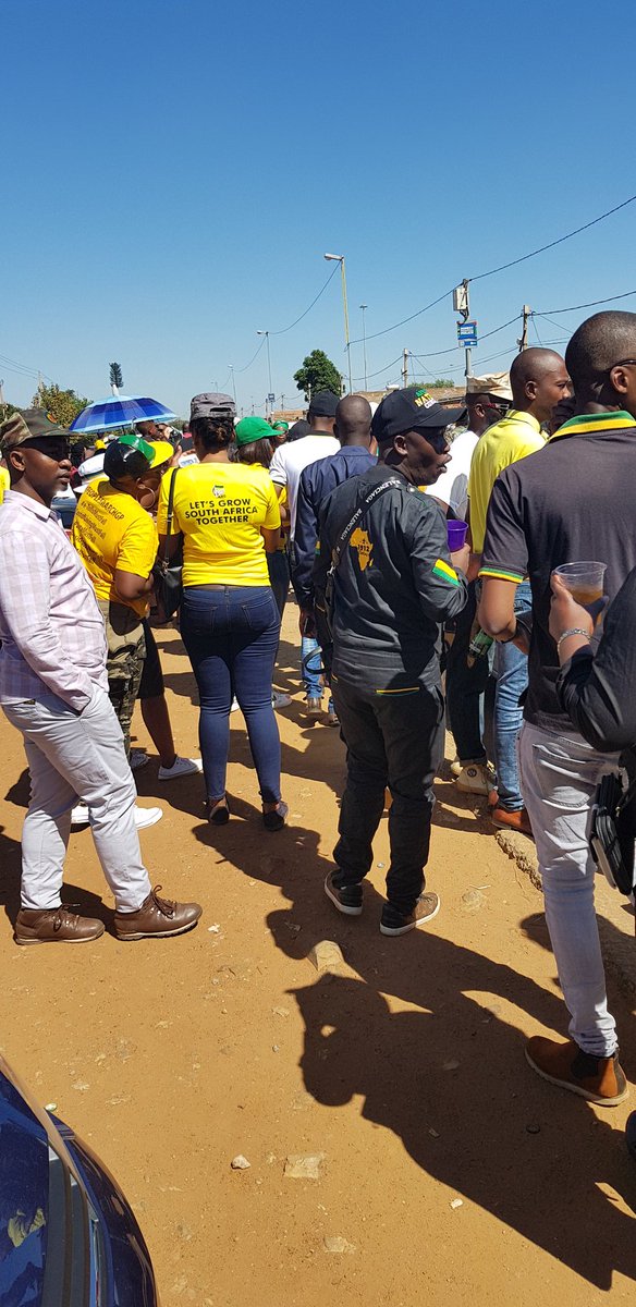 ANCJHB's tweet photo. Snake park is black green and gold, #FatsoFuneral #RipFatso https://t.co/A3EV4QU6lW