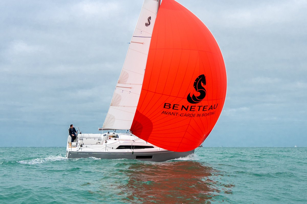 Appreciate the very first pictures of the Oceanis 30.1 sailing. 

So, what do you think?

Embark here: bit.ly/2JwMbt8