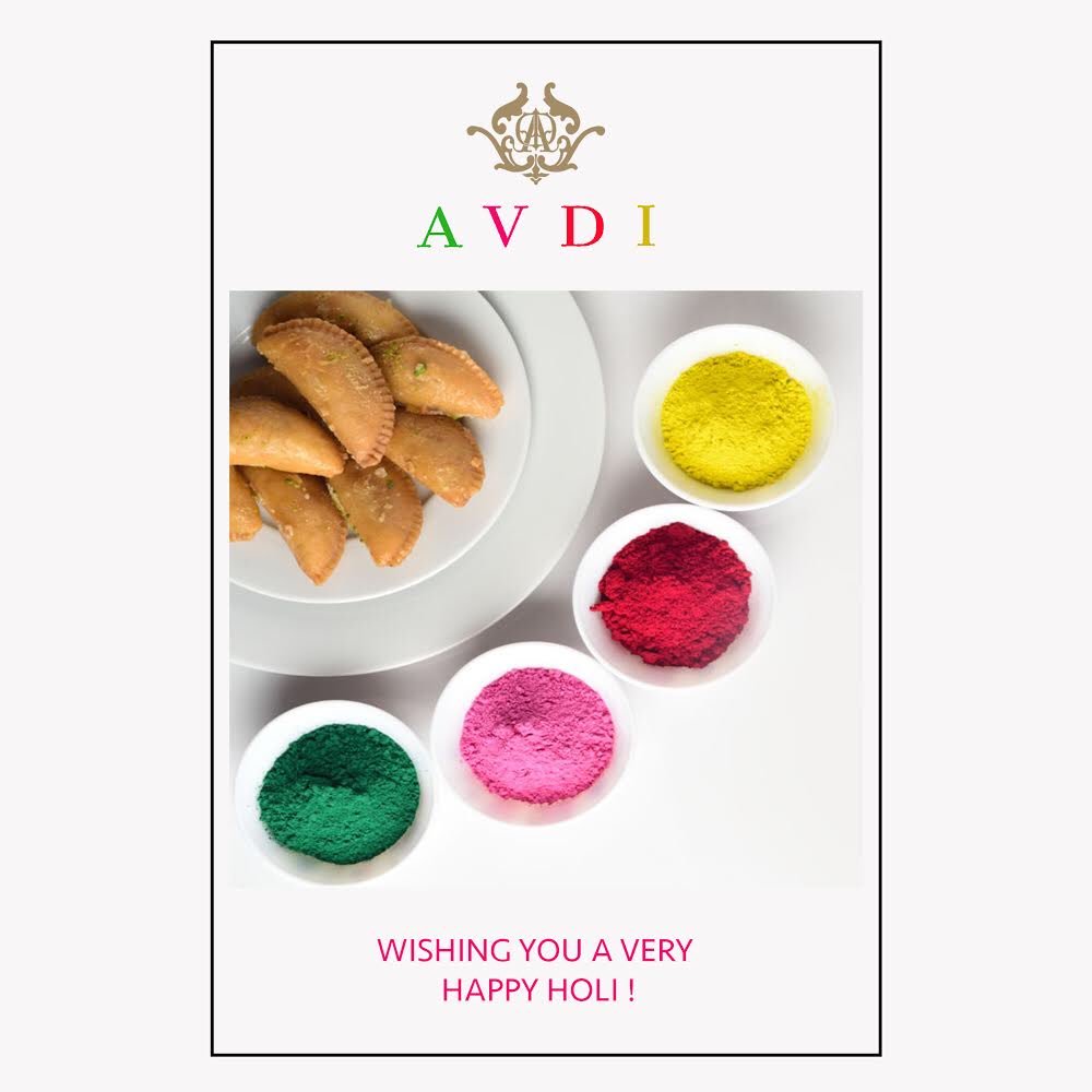 AVDI_TheLabel's tweet photo. Wishing you a very happy and colorful Holi from Team AVDI. 
#happyholi #AVDI #festivalofcolours https://t.co/6qnpQ5uw9z