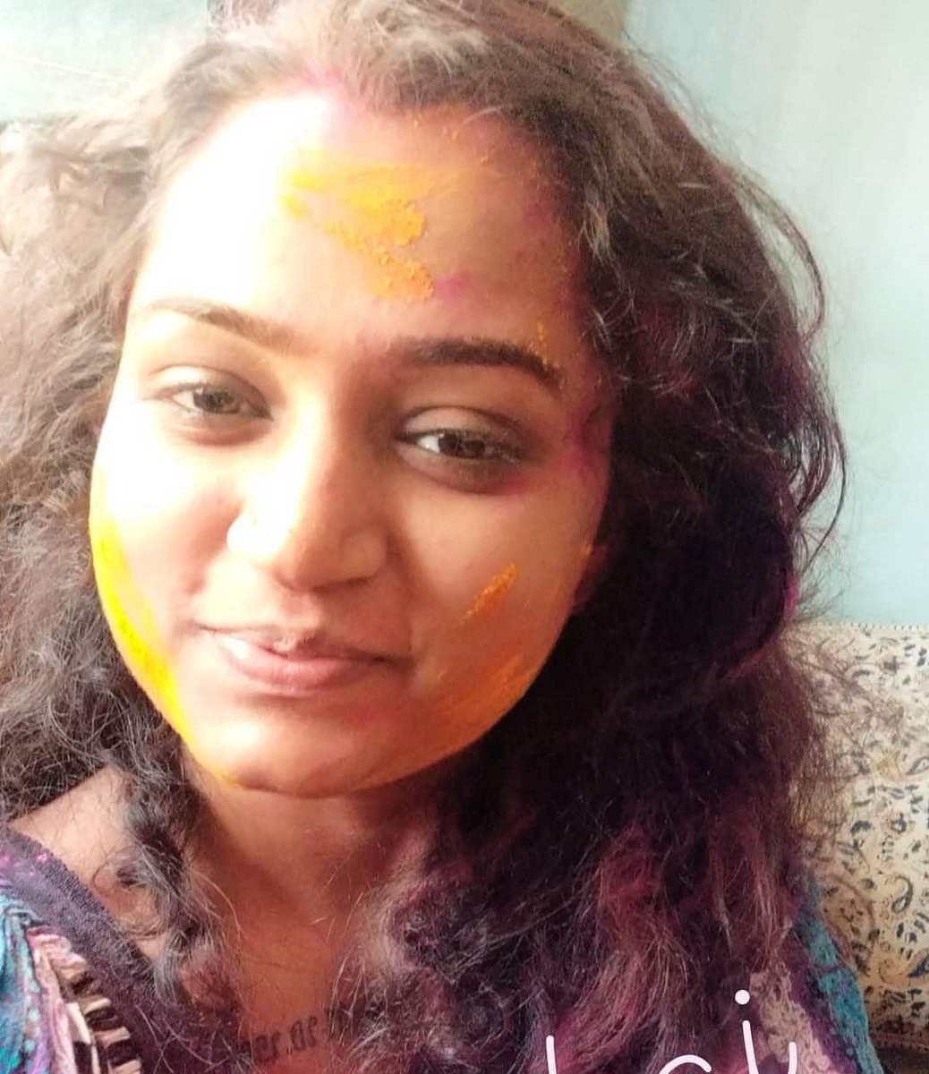 RasikaOfficial's tweet photo. Happy Holi!!
❤️🧡💛💚💙💜
#holisplash
#holispecial
#holihai
#beingnatural
#beautiful💕
#beingwoman✌
#fillamwala
#marathicelebrity
#marathiactors
#shoutouts4free
#shoutoutmarathi_ https://t.co/SXEewzuATA