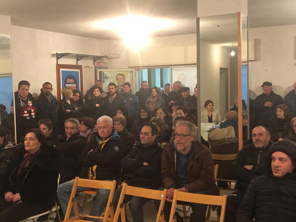 mov_idea's tweet photo. Qualche scatto 📸 dell'incontro di ieri a Paterno, in provincia di Potenza, con Severino Notarfrancesco, candidato della nostra lista #IDeAperUnAltraBasilicata 
Possiamo scrivere una pagina storica per questa Regione perché "Un'Altra #Basilicata" è possibile, basta volerlo! https://t.co/4ZBzVJTtWr