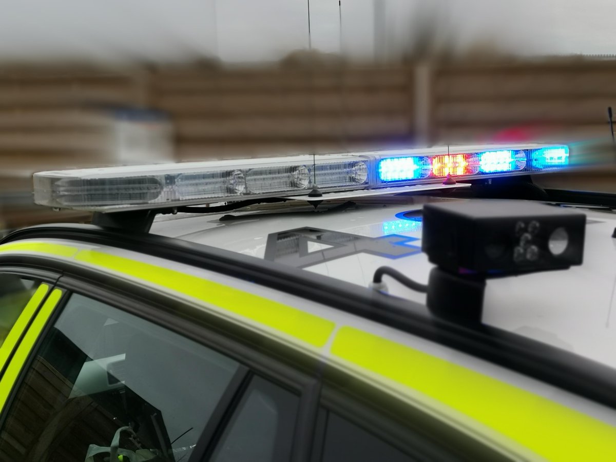 MerPolTraffic's tweet image. #Syndicate4 on duty today until 6pm. Our focus is the #PoliceChiefsSeatbeltCampaign today so make sure you have yours on. Airbags are designed to work in conjunction with your seatbelt remember! #ClunkClick