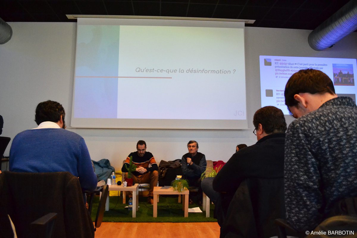 jci37's tweet photo. 10h20 ➡ Première table-ronde de cette JCI 2019 avec pour thème : "La désinformations et des phénomènes dits des Fake news dans le domaine de la communication institutionnelle" avec @HuygheFB @floriansilnicki Jérémie Nicey et Florence Dambrine #jci2019 #jci37 https://t.co/SaaUmxW4rR