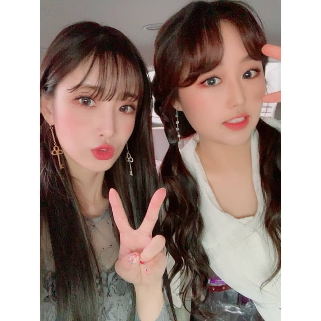 LovelyzTurkey's tweet photo. [190321] #Lovelyz Instagram Güncellemesi #Babysoul #Jiae

"Gerçekten havalı bir gösteri ପ(´‘▽‘｀)ଓ♡⃛
#sorrytoomuch #2019f/w Seul Moda Haftası #Lovelies "

Cr: Geulyz https://t.co/PSlei7MjMN