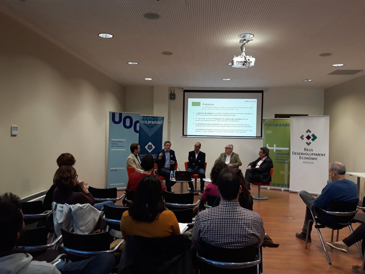 Mas_Carandell's tweet photo. Escoltant les exposicions de David Franquesa, @sostenibilitat, d'Electronic Reuse; Francesc Rovira,  del Grup Unió; @barrenecheainak de SAFECHEM; i Miquel Vidal, de @fitreball. 
#IxB2019 #EconomiaCircular https://t.co/mnuAfJp4Yy