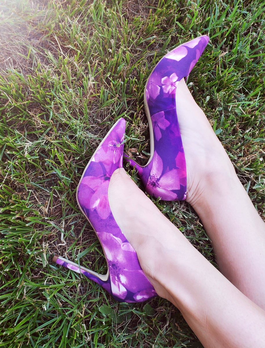 silverdollarkel's tweet photo. These gorgeous pumps are so comfortable and vibrant!  So perfect for spring.  I love them so much.  @JustFabOnline #stylesquad #justfab https://t.co/2NB7KySQau