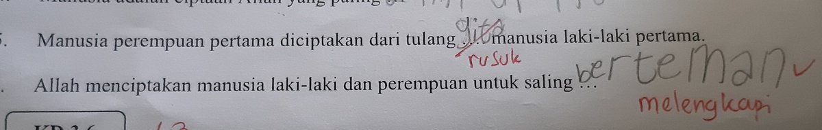 veranatalina's tweet photo. Sederhana dan dalam, 
daripada sibuk saling melengkapi, kenapa kita tidak berteman saja dulu.
Karena faktanya setelah dewasa, kita lebih banyak saling menghina kekurangan daripada melengkapi.
#sd
#agama
#pelajaran
#mariberteman https://t.co/FAcWO9XFjt