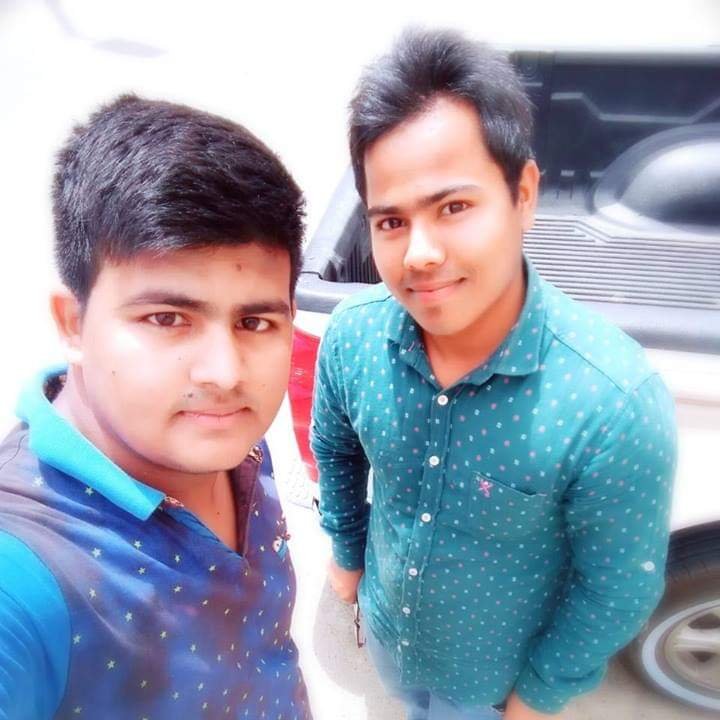 Phool__Mohammad's tweet photo. #_Kismat वालों 😍 को ही मिलती है,
पनाह #_Dosto 👨👨👦 के ❤ दिल में,
यूँ ही हर शख्स.
#_jannat 🌁 का हक़दार नहीं होता
Me & #_md chand siddiqui
Out of country from ( K.S.A ) https://t.co/fBHZ61aSm3
