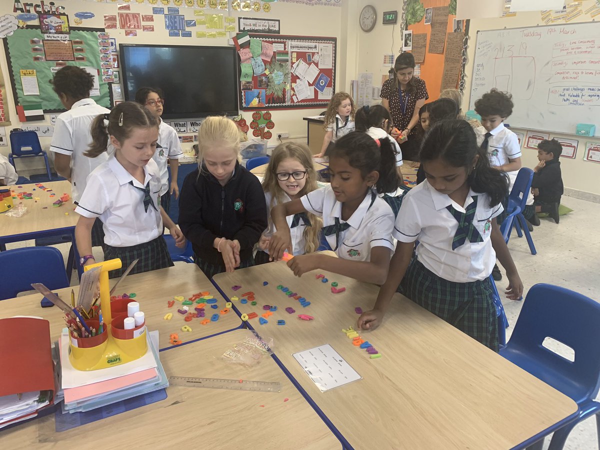 JPS_Year3's tweet photo. Who needs paper for spellings! We are racing ahead to spell out our visual words! #jps_3D #jps_year3 #jps_english https://t.co/XzIhkD5HV5