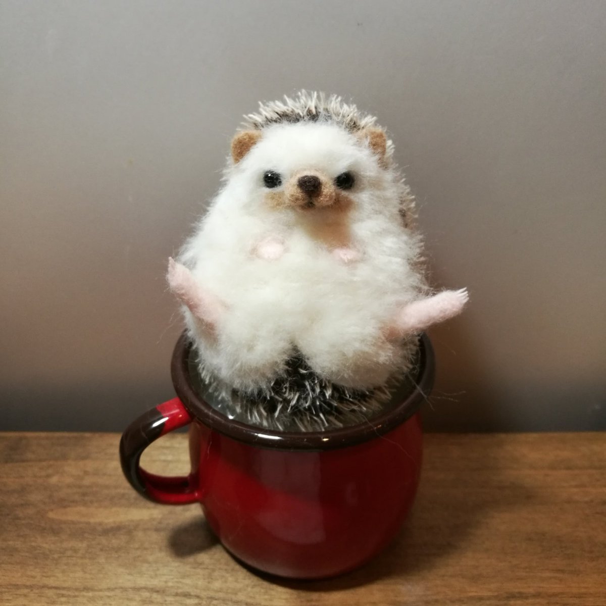 yucococafe's tweet photo. 写真を撮る時間がなくて画質が残念すぎますが、仰向けデフォルメも1匹だけいるので報告しておきます😊
#minneのハンドメイドマーケット https://t.co/gm45HzIToQ