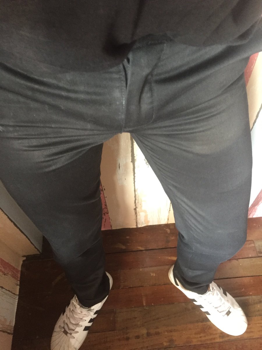 thongrner's tweet photo. ตัวโปรดครับรัดเป้าดี...55555 https://t.co/7Yk2R76JGe