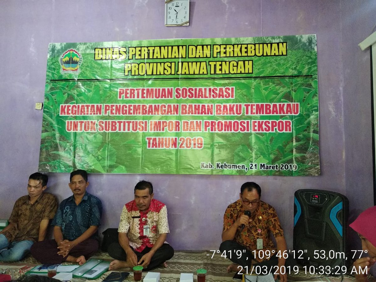 distannakjateng's tweet photo. Sosialisasi Pengembangan Bahan Baku Tembakau untuk Substitusi Impor dan Promosi Ekspor di Poktan Sumber Rejeki, Ds.Jlegiwinangun, Kec.Kutowinangun, Kab.Kebumen (21/03/2019).Hadir petani tembakau Kab.Kebumen,PLP-TKP Kab.Kebumen. @ganjarpranowo @kominfo_jtg @provjateng @SBanendro https://t.co/nIzCNyBosR