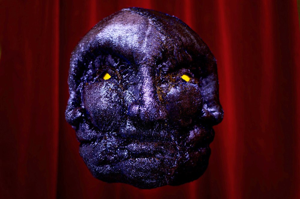 Don't miss tomorrow's ArtSpeak with renowned Perth-based artist Tarryn Gill!
image |  Tarryn Gill, 'Dearly Beloved' (work in progress), 2017, mixed media