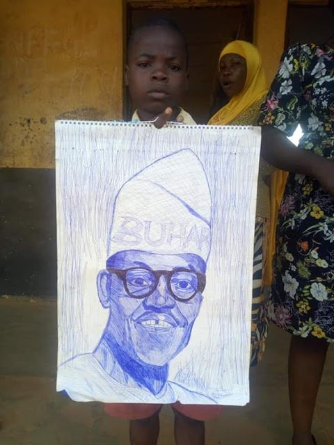 KindexNews's tweet photo. Primary school pupil hailed for sketching President Buhari, Sanwo-Olu with a pen

A Primary six pupil is being celebrated on social media after a Facebook user shared photos of the young boy's portrait of President Muhammadu Buhari and Lagos Governor-elect, Babajide Sanwo-Olu. https://t.co/4HRmfSWUtj