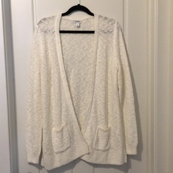 got2bemine's tweet photo. So good I had to share! Check out all the items I'm loving on @Poshmarkapp #poshmark #fashion #style #shopmycloset #oldnavy #luckybrand #comfortview: https://t.co/RocRj7xBf0 https://t.co/ON4nEu39oM