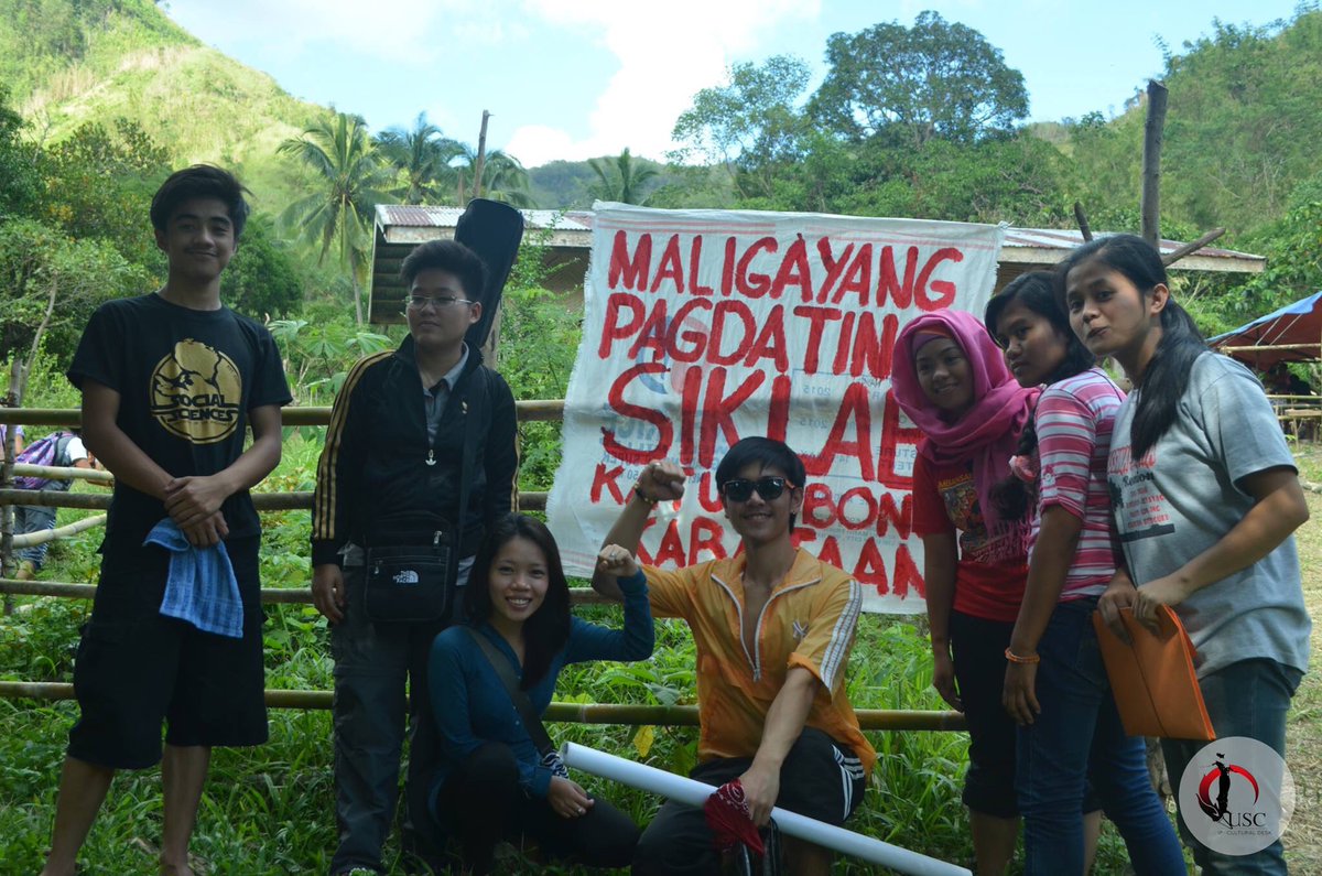 acsupb's tweet photo. #ThrowbACS #BakitACS
One of the hallmark activities of the Alliance is its commitment to integrate with our marginalized sectors in order to understand their struggle more. Here's another quick look into some of our Basic Masses Integration for the past years.
#TayoNa https://t.co/US9OXDW7uq