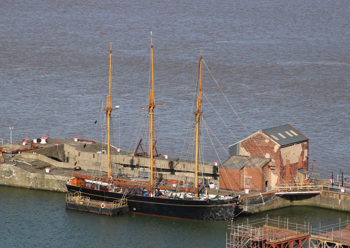 Cammell Laird tweet media